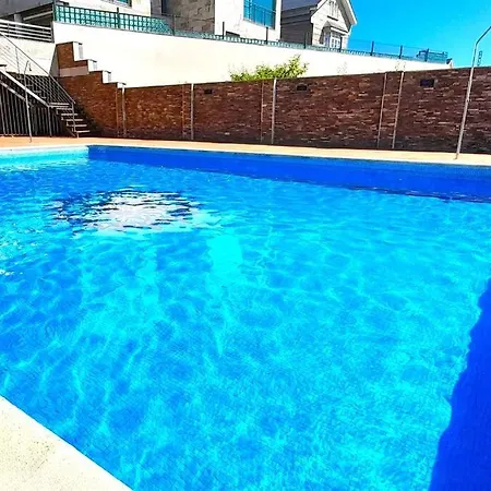 Primea Linea De Playa Con Jardin Y Piscina